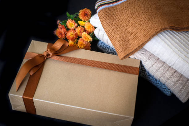 custom rigid clothing packaging